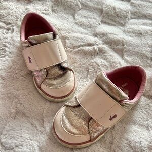 See Kai Run Toni Toddler Girls' Sneakers. Toddler size 9. In used condition.